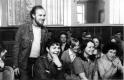 Prostějov, členové Divadelního studia LŠU před porotou po představení Osm dní stvoření, 1970