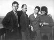 35. Jiráskův Hronov 1965, výlet na Dobrošov, uprostřed ing. M. Houštěk, M. Lokvencová