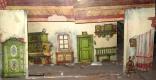 Šonov, LD, průhled přední částí světnice (skříň, kolovrat, strop) do selské světnice, tři díly tištěné scenérie
