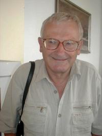 CÍSAŘ, Jan, prof., Jiráskův Hronov 2002