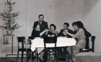 Suchdol nad Lužnicí, Vítoraz, Příliš štědrý večer, 1961