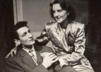 Bílá Třemešná, Osvětová beseda, Třicet stříbrných, 1952