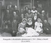 Bobrová, Pokrok, Dámy a husaři, 1957