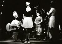 Kroměříž, DS Domu kultury, Malované na skle, CP Divadelní Třebíč 1997