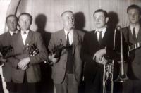 Klamoš, Vojan, Křídový kruh, 1951