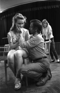 Karlovy Vary, DS D3, Hodina mezi psem a vlkem, 1989