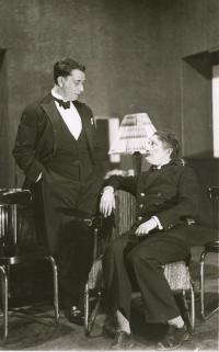 Ústí nad Labem, Jirásek, Evino nedůstojné povolání, 1935