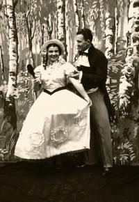 Praha-Kobylisy, Lidové divadlo, Taneček panny Márinky, 1937