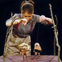 Prah 6, Loutky bez hranic, Výlet na Říp