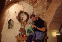 Praha-hlavní město, Amatérský loutkový soubor medvěda Baribala, Drak Kruťák, 2012