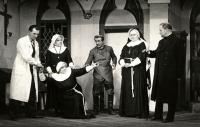 Praha-Kobylisy, Lidové divadlo, Sestřičky u sv. Panny Kláry, 1947