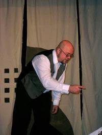 Praha 4, Promiňte, A smyčku odložte na zítra, 2005