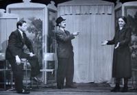 Praha-Kobylisy, Lidové divadlo, Falešný náhrdelník, 1944