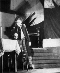 Měšťáci (Gorkij),  Antonín Kurš jako Tětěrev