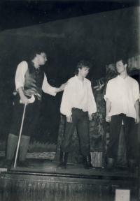 Chomutov, Čapek, Paní Měděné hory, 1990