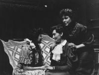 Hronov, MAJ, Vassa Železnovová, 1956