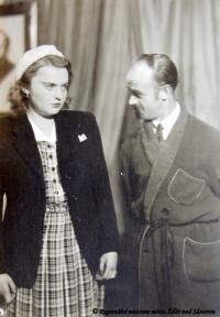 Žďár nad Sázavou, Dělnické divadlo, Milion trápení, 1945