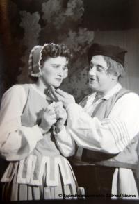 Žďár nad Sázavou, Žďárské divadlo, Úsměvy a kordy, 1957