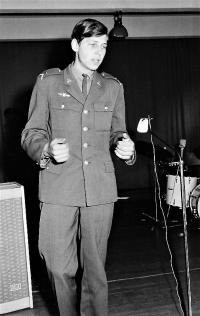 Nitra, Absolutní nedivadlo, Matiné Absolutního nedivadla a The Greens, 1967