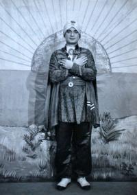 Praha-Kobylisy, Lidové divadlo, Ostrov Milování, 1943