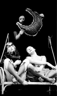 Praha-Malá Strana, Lampa, Revmatický baryton aneb Pomsta nápovědy, 1973