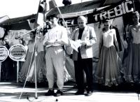 Třebíč, slavnostní zahájení, CP Divadelní Třebíč 2001