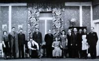Praha-Kobylisy, Lidové divadlo, Falešný náhrdelník, 1944