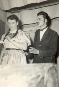 Budětice, OS Probuzení, Na tý louce zelený, s. a.