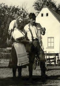 Kamenice nad Lipou, SDO / Sokol, Naši furianti, na sokolském hřišti, 1945