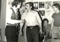 Praha-Vysočany, Gong, Tančící myši