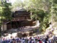 Mlýny, lesní divadlo 2003