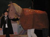 Louka, Divadelní kroužek, Cesta do Ameriky lodí a artéskou studnou