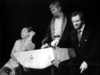 Praha, ADA, Námluvy