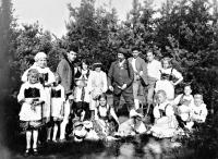 Řevnice, Strakonický dudák - Trnka a chasa, 1920