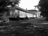 Divadlo v budově nádraží.