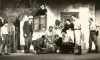 Praha-Kobylisy, Lidové divadlo, Srdce na zámek, 1946