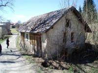 Křižlice, dokumentace stavu skladiště kulis v hasičárně, duben 2015