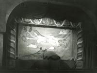 Hronov, MAJ, Bejvávalo aneb Loupežníci na Chlumu - portál s oponou, 1957