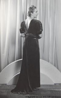 Žďár nad Sázavou, Sázavan-Havlíček, Podej štěstí ruku, 1941