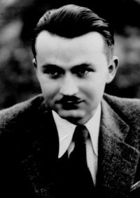 Alfréd Radok v době, kdy působil ve Valašském Meziříčí