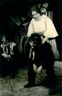 Hronov, MAJ, Hrátky s čertem, 1976