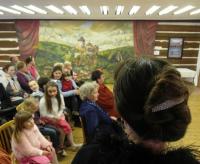 Podlužany, opona na výstavě Malované opony v Rožďalovicích, 2013