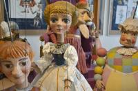 Chrudim, Muzeum loutkářských kultur, výstava Říše loutek – 95 let bez přestávky, sál 1, 2015