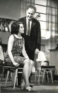 Praha-Vysočany, Gong, neznámá inscenace