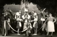 Praha-Kobylisy, Lidové divadlo, Hvězdy nad přívozem, 1947