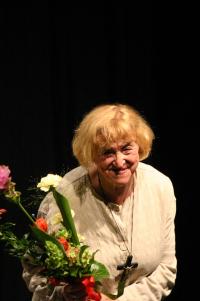 Jihlava, De Facto Mimo,Já měla hezkej život, pane, 2004