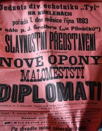 Kukleny, Tyl, Plakáty