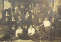 Polsko, Kupičov, divadelní kroužek krajanů, s. a., foto skupiny