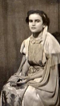 Bílá Třemešná, školní soubor, O slunečníku, měsíčníku a větrníku, 1958