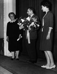 Libochovice, Scéna, neidentifikovaná fota